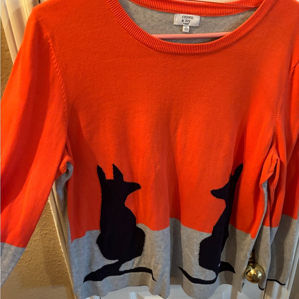 Crown & ivy lightweight sweater